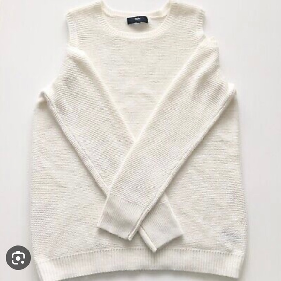 Cream Mossimo Open Shoulder Sweater - Picture 1 of 4